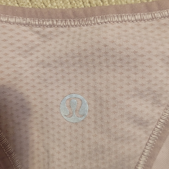 Lululemon Women's Lavender Sports Bra - Picture 4 of 5